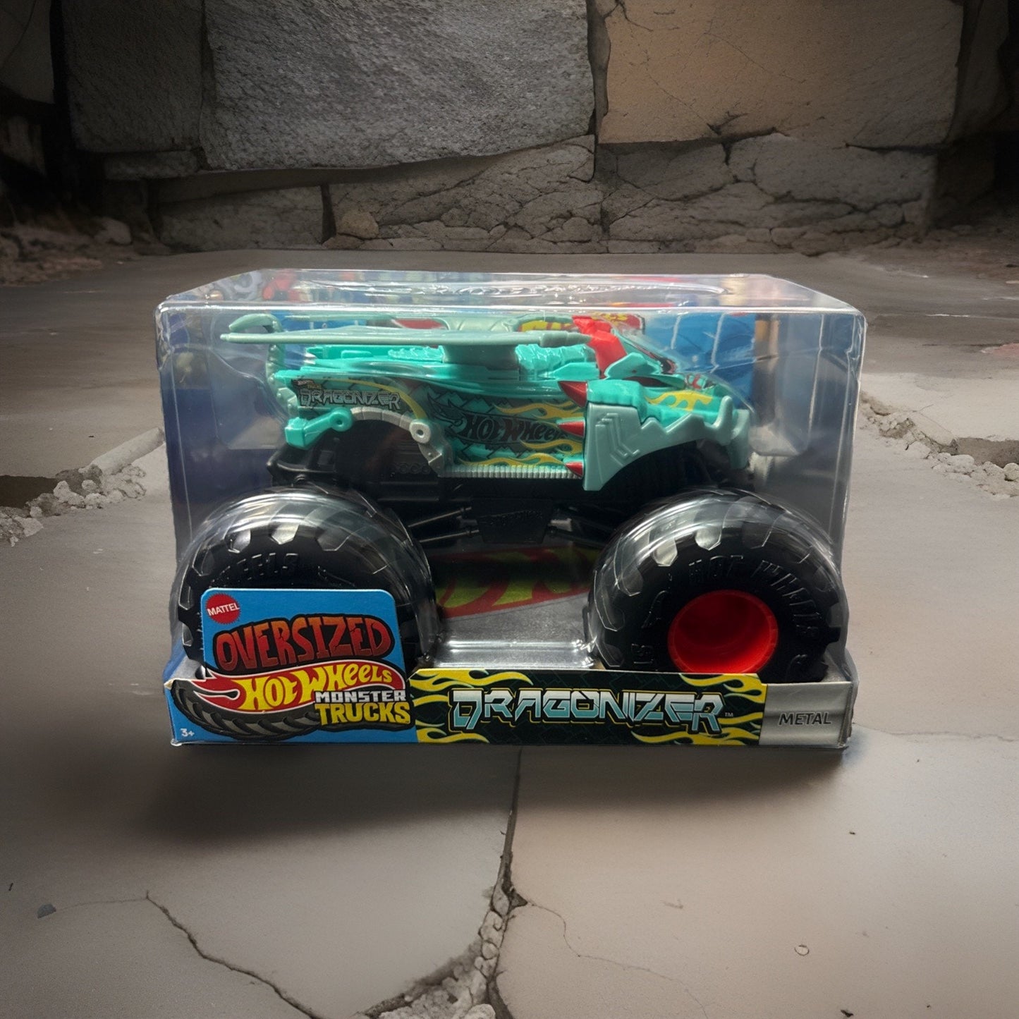 HOT WHEELS MONSTER TRUCKS OVERSIZED DRAGONIZER 1:24 SCALE METAL MATTEL NEW